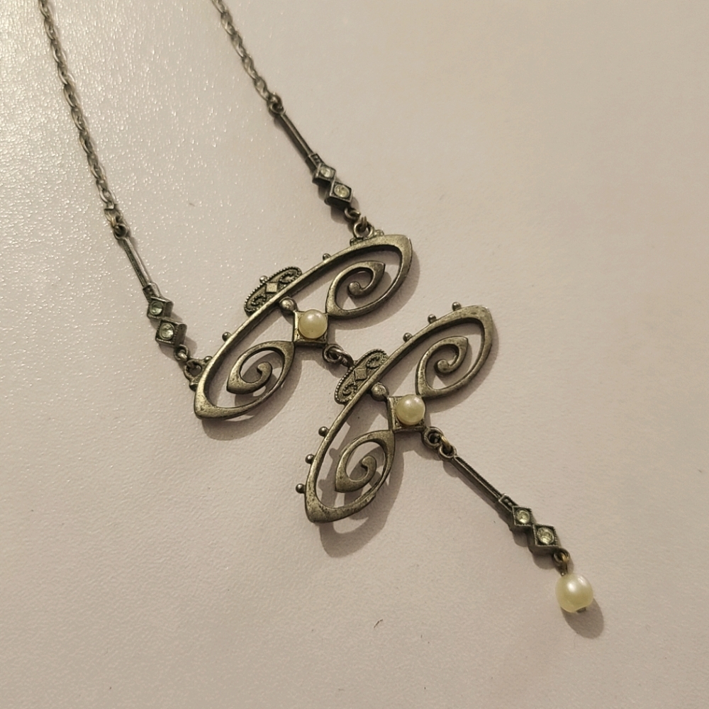 Vintage Artisan Silvertone Necklace